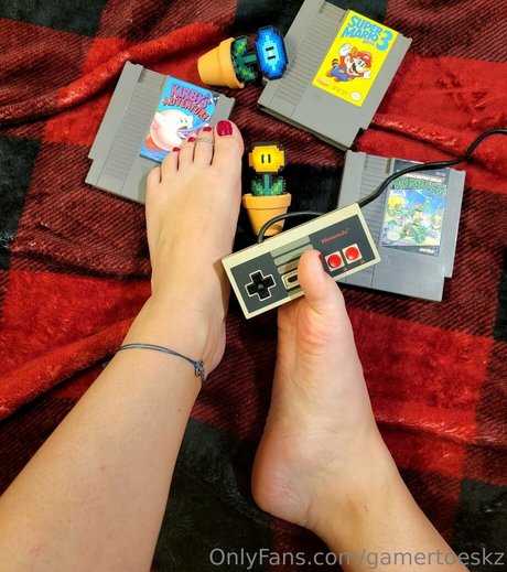 GamertoesKZ actriz porno imagen