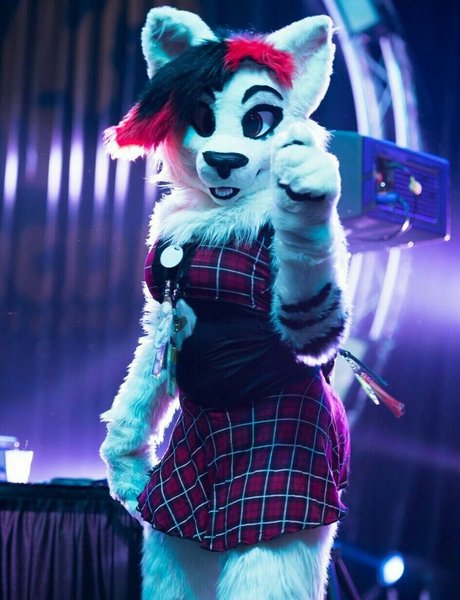 Murrsuit modèle nu archive