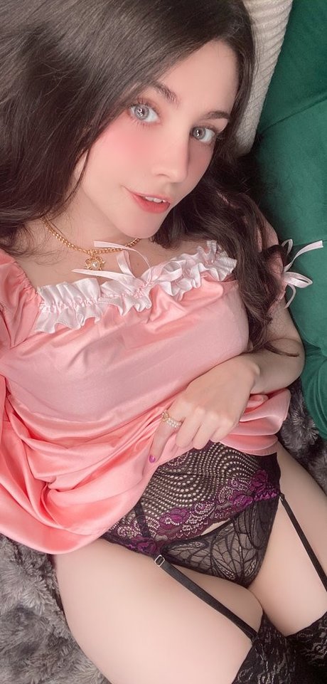 Adina luna star du porno parfaite image