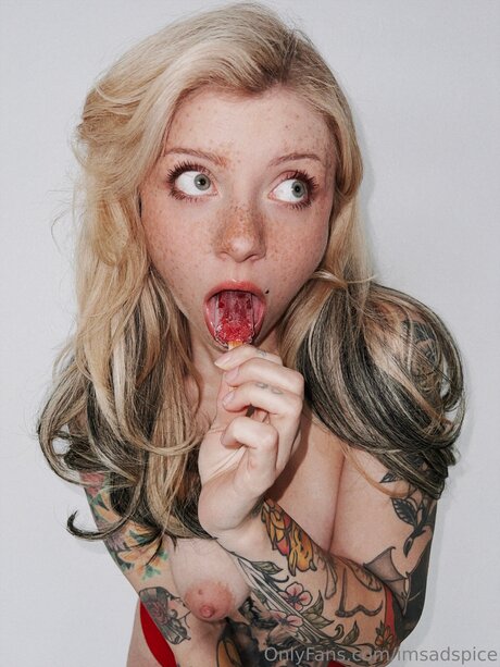 Onlyfans de adolescentes naturales adulto superior fotos