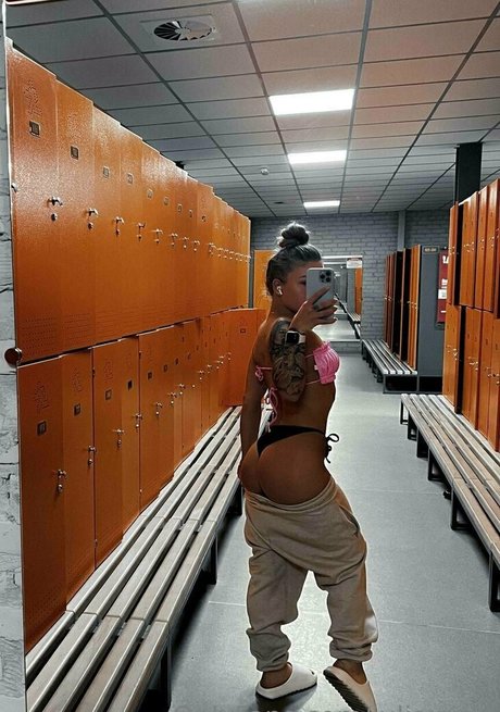 juliawind pornstar nude photos