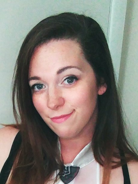 mars kitten étoile nue images