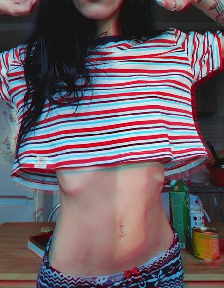 Satana696969 estrella porno atractiva galerías