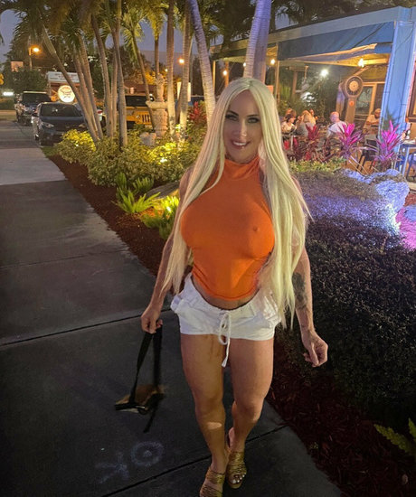 Laurenjlopez buena actriz fotos