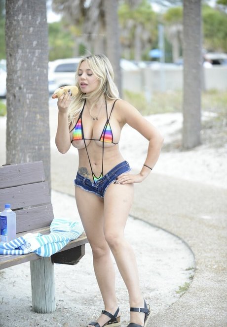 Bella Bunnie Amor estrella porno de alta calidad archivo