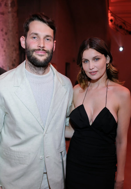 Laetitia Casta mejor estrella porno galerías