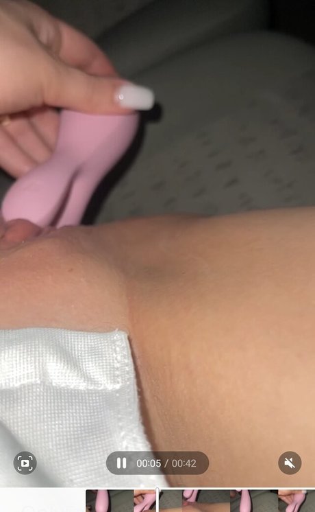 Tati phoenix777 modelo hermosa imagen