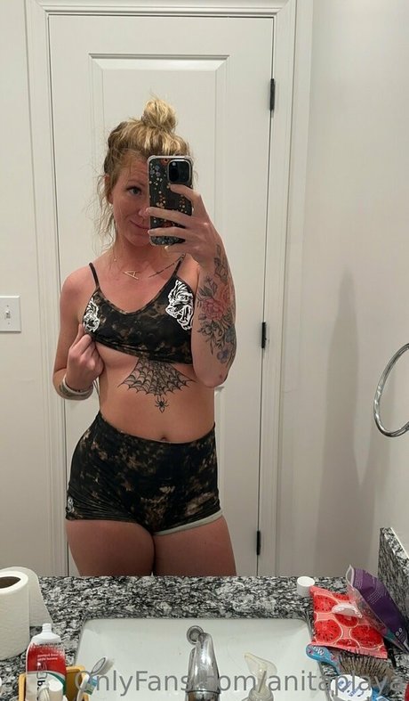 anitaplaya estrella porno exclusiva galería