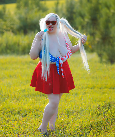 spikezombie modelo porno archivo