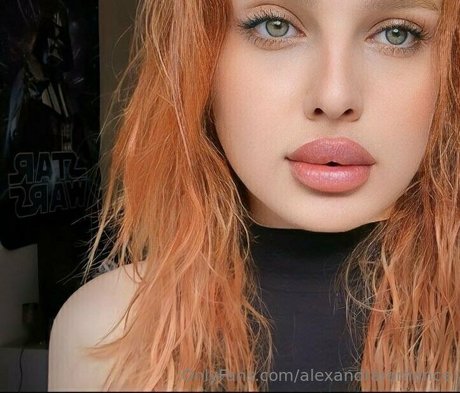 alexandraromance xxx estrella porno galería