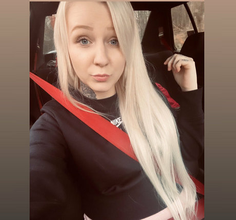 katrina kutiku modèle xxx images