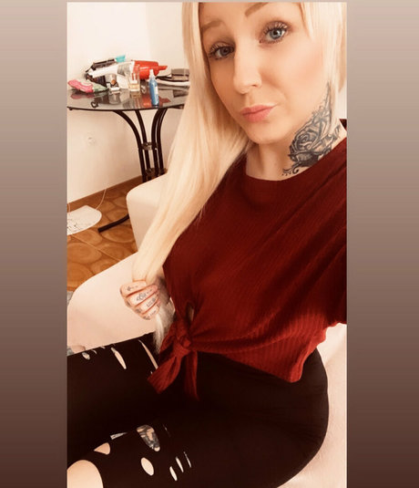 katrina kutiku actrice de grande qualité galeries