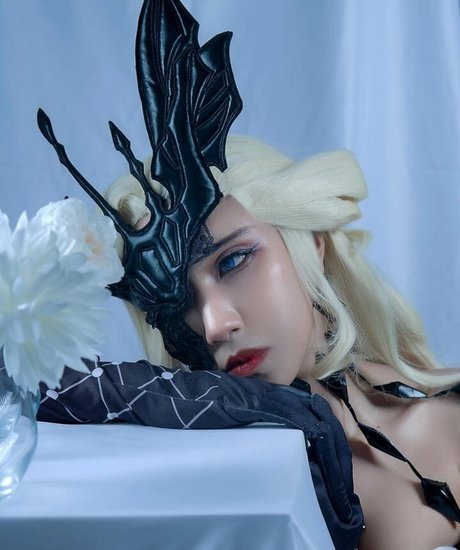 Refeen modèle exclusif photo