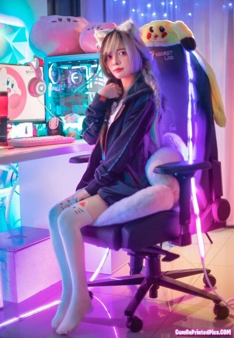 Le Josette estrella porno atractiva archivo