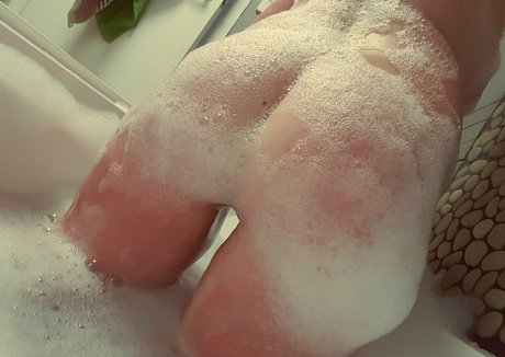 autumngrinds88 nude model archive
