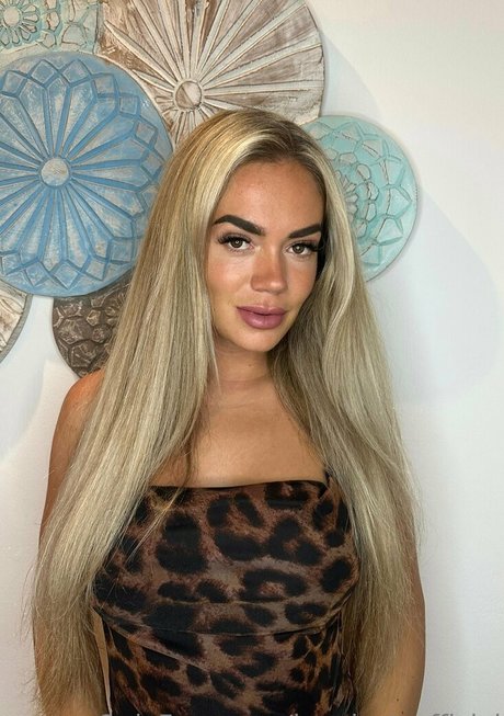 lunalust official nus de stars du porno images