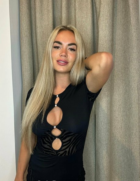 lunalust official sexo estrella porno galería