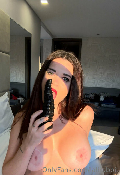 Lalirabbit erotic model archive