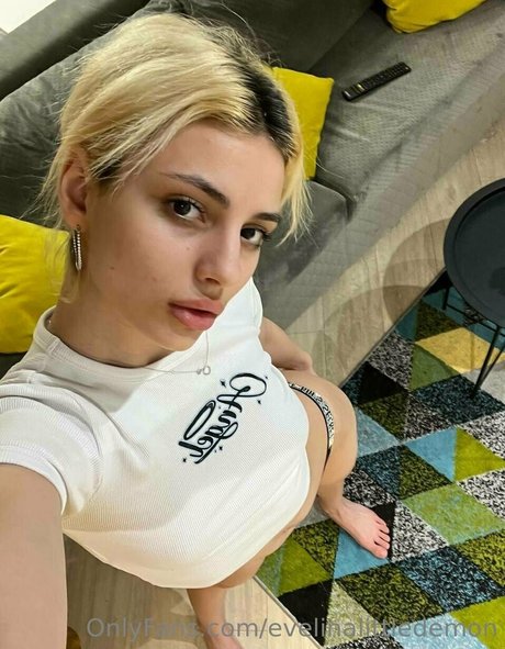 evelinalittledemon star pornographic gallery