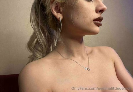 evelinalittledemon pornstar high quality image