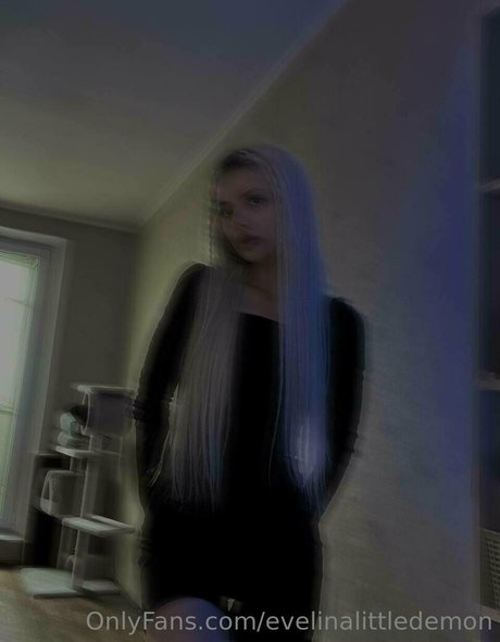 evelinalittledemon model sex pictures