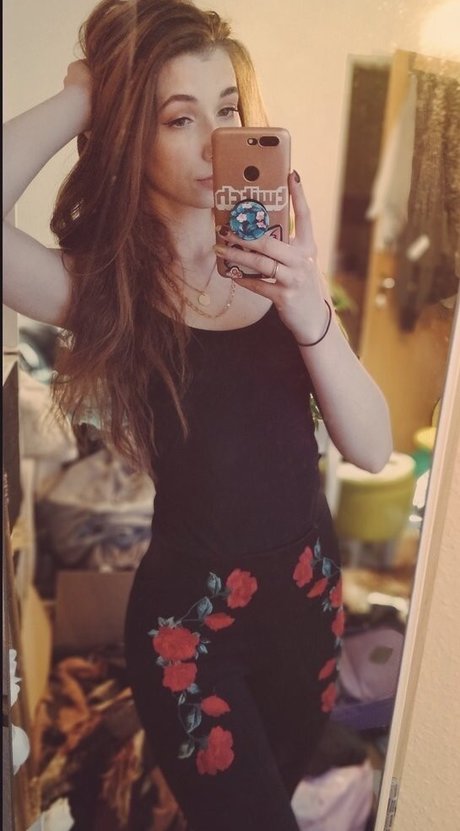 basostream hermosa estrella porno fotos