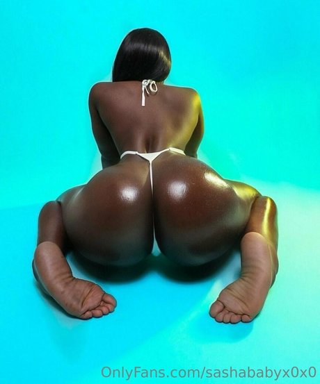 sashababyx0x0 star du porno en haute qualité archive