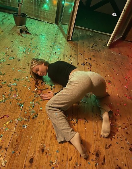 elllleeee mejor estrella porno fotos