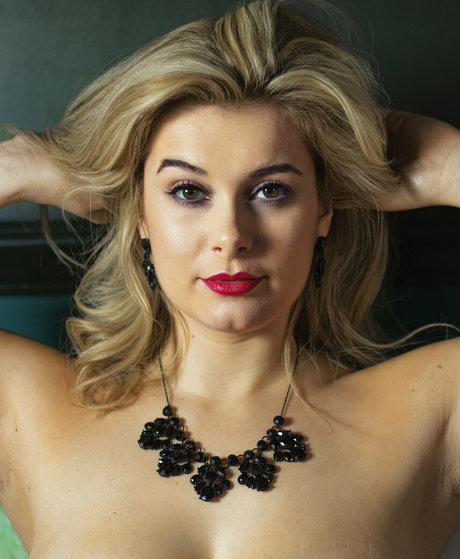 Natalie Juliet Deadman estrella porno superior recopilación