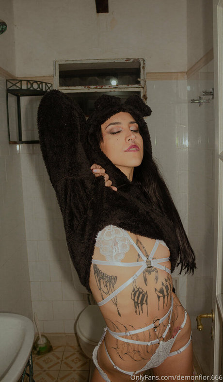 demonflor 666 star du porno exclusive collection