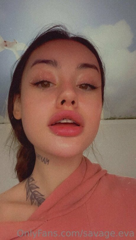 savage eva estrella porno atractiva imagen