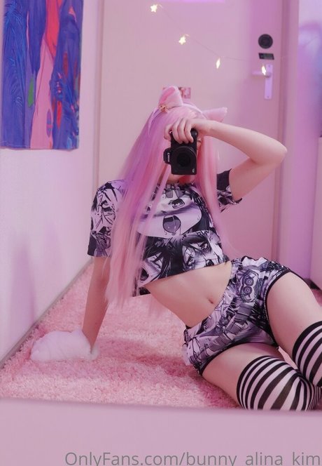 Bunny Alina Kim sexo modelo fotos