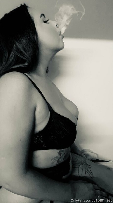 tashag18 modèle de haute qualité galeries