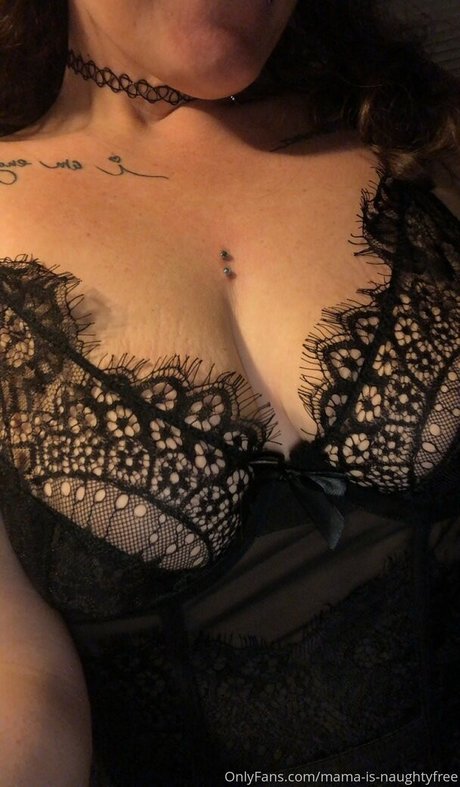 mama is naughtyfree actriz libre fotos