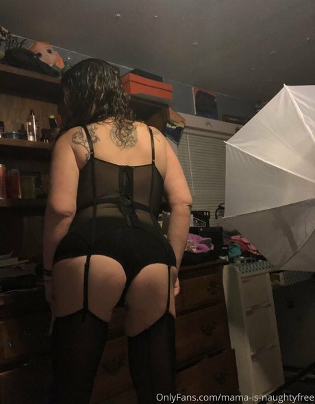 mama is naughtyfree modelo agradable galería