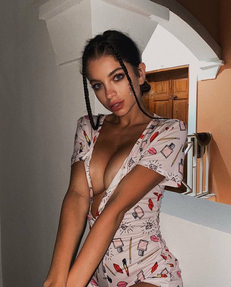 Anna Sazonova actriz de arte imágenes