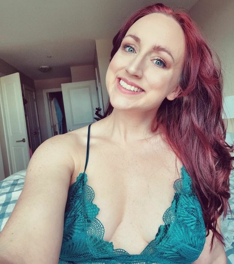 Emma Orchid modèle de haute qualité image