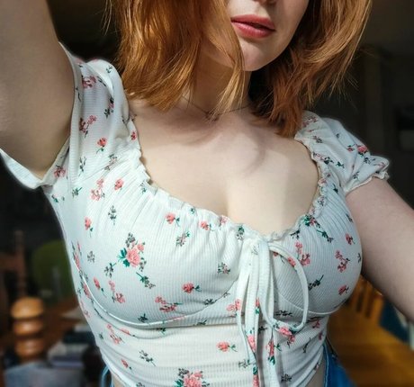 Lily Rogue nudes model pic