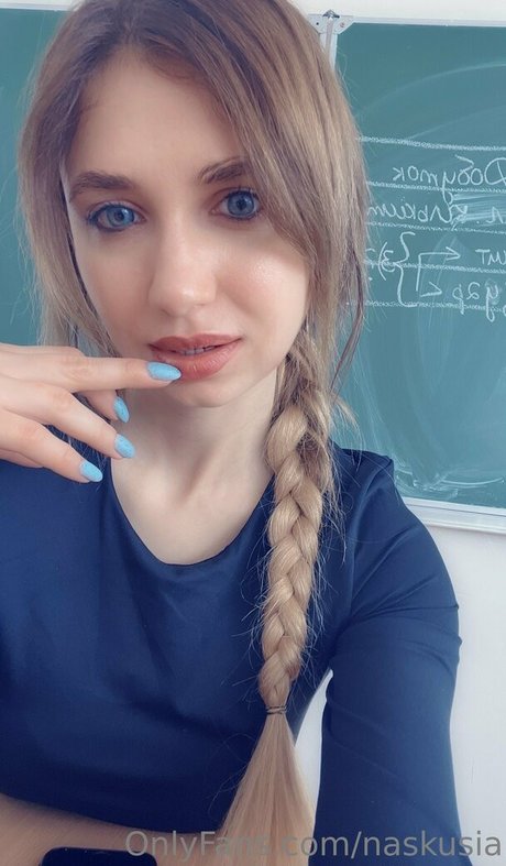 naskusia modèle de haute qualité galerie