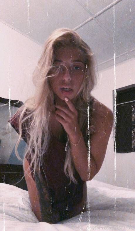 thiskindasnow étoile sexy img