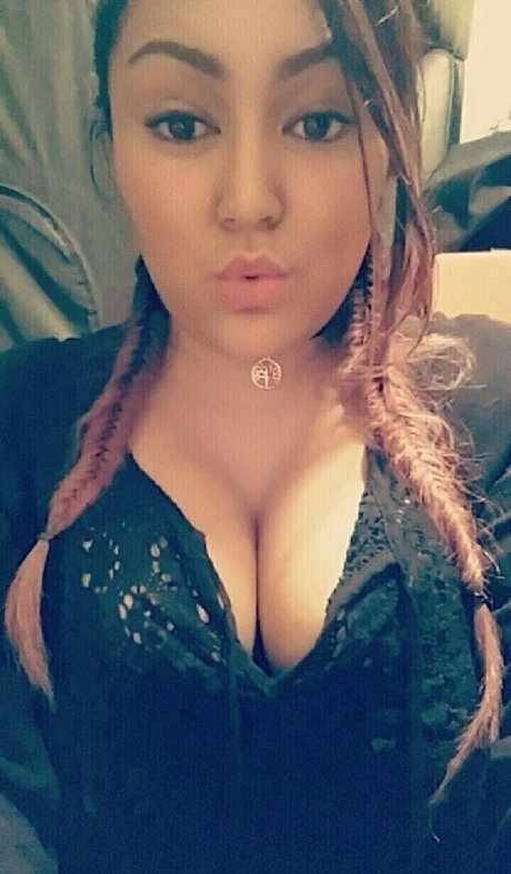 sweetbrownsugar_ actriz libre galerías