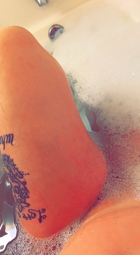 kinsleymaefree pornstar picture