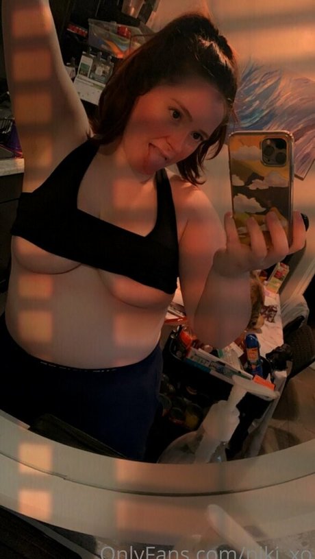 niki xo actrice sexy image