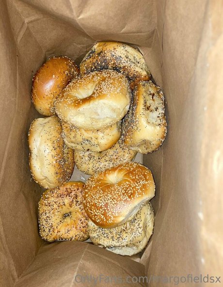 margofieldsx modelo desnuda imagen