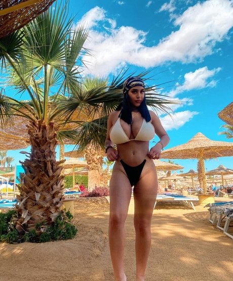 Rita Senatore estrella caliente fotos