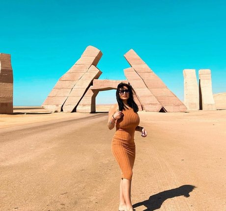 Rita Senatore modèle xxx collection