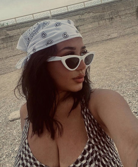 Rita Senatore desnudos de modelos galerías