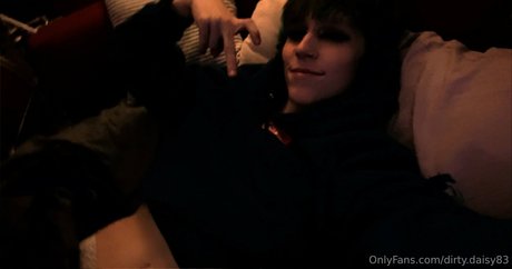 Dirty daisy83 bonita estrella fotos