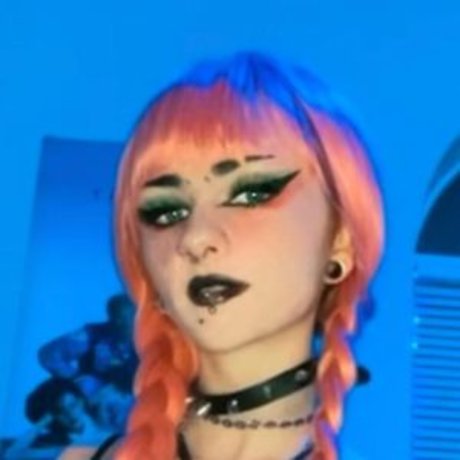 Babyyzee star du porno érotique photos