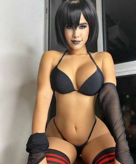 Michelle Rabbit modèle de haute qualité img